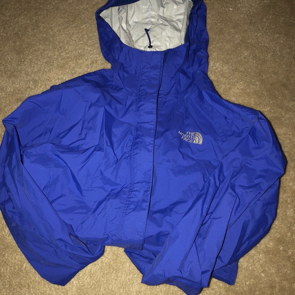 Women’s Northface rain jacket!